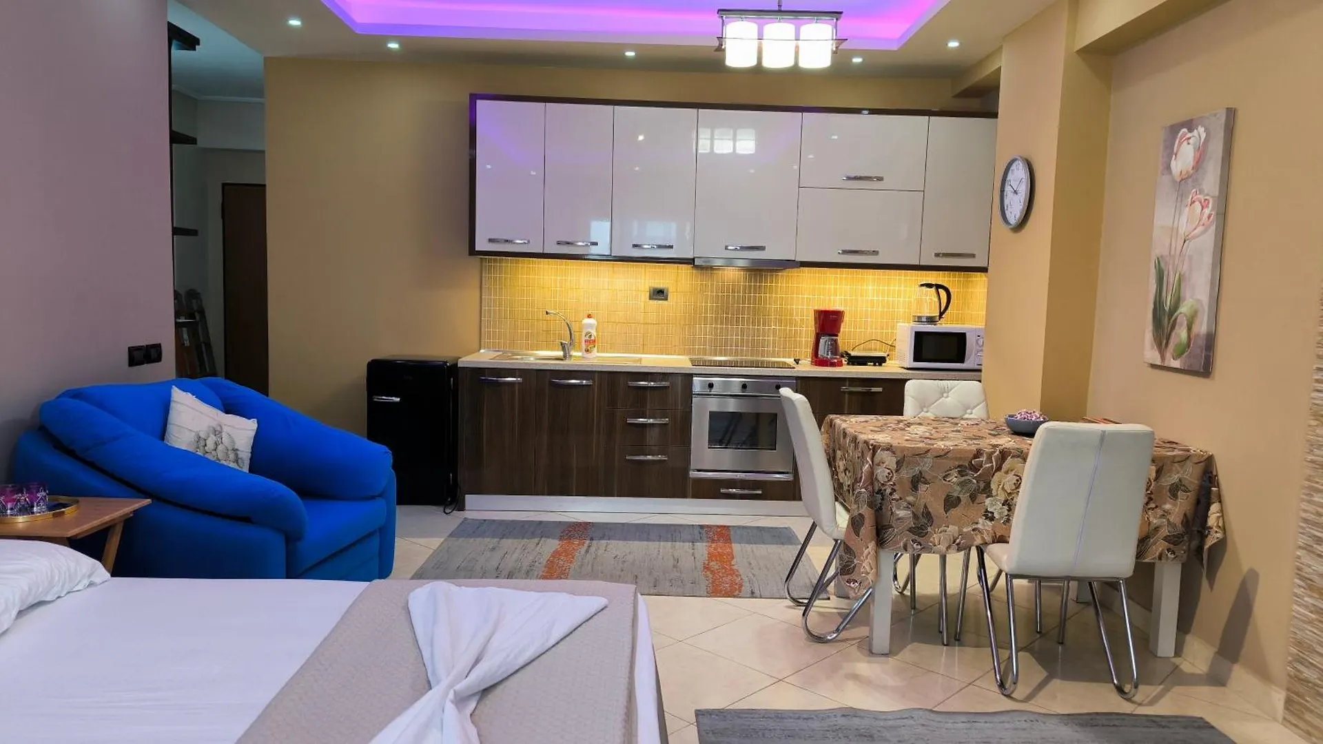 Vlorë Promenade Beach Studio Apartment