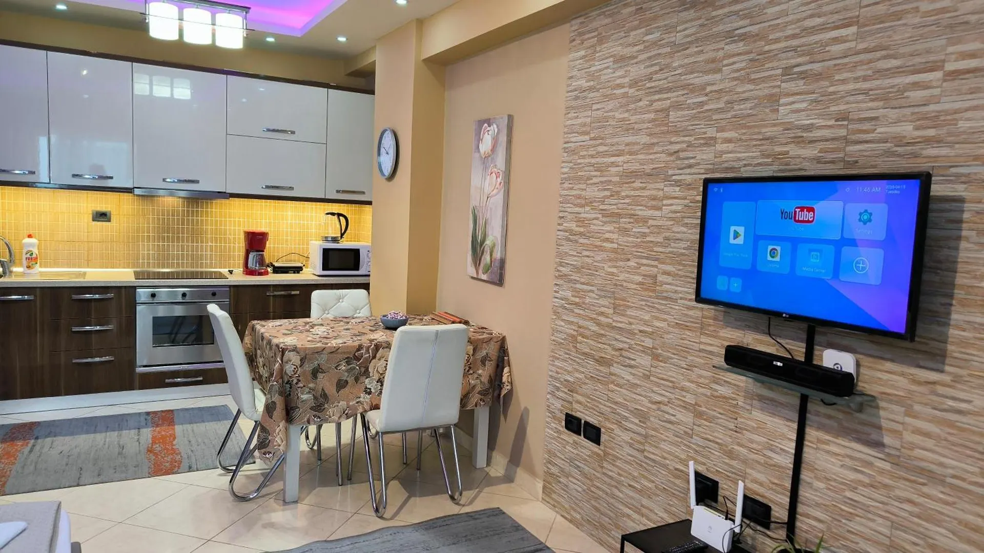 Vlorë Promenade Beach Studio Apartment