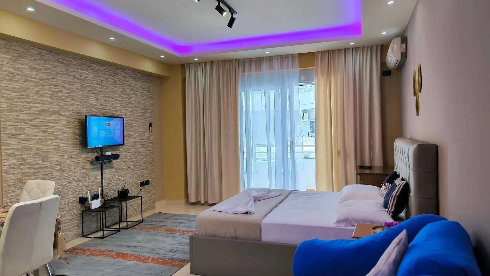 Vlorë Promenade Beach Studio Apartment 0*,